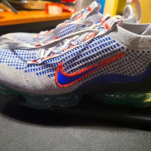 nike air vapormax flynit men's 9.5